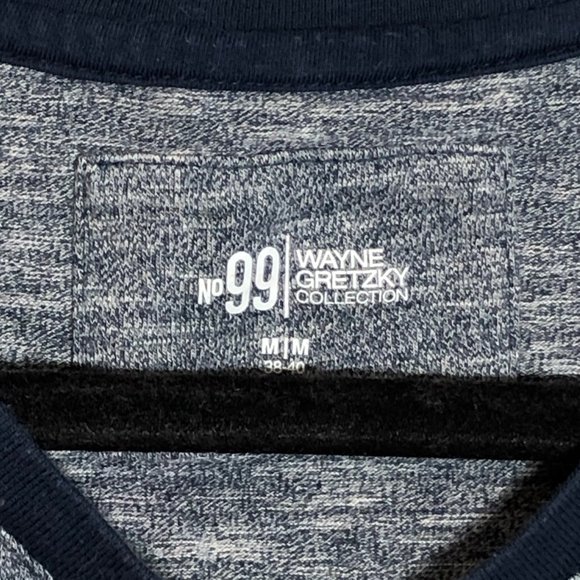 Light Blue T-Shirt (M) | Wayne Gretzy Collection - Picture 3 of 3